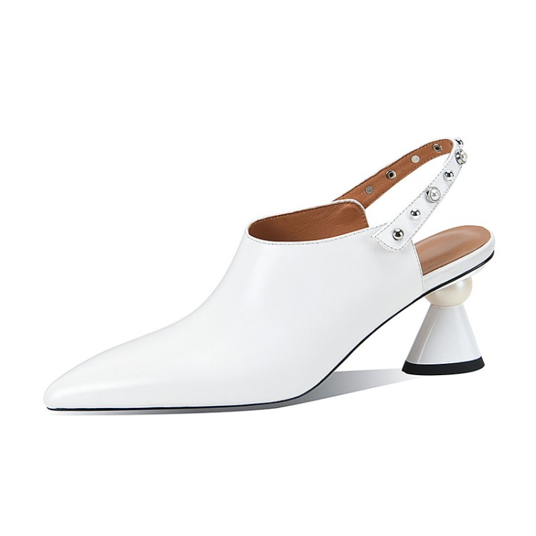 20210304170019664202103041700196649_750.jpg Women's White Leather Closed Toe Mid Heel Slippers with Metal Studs