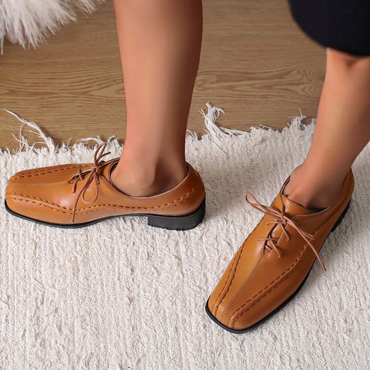 Women's Minimalist Lace-Up Round Toe Mid Chunky Heel Shoes Summer 2025