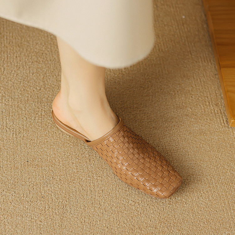 20250327813739017_750.jpg Women's Leather Slippers with Mid Square Heel