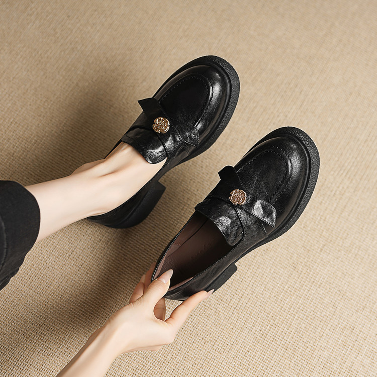 Women's Leather Loafers with Metal Detail and Platform Mid Heel - Style k.html